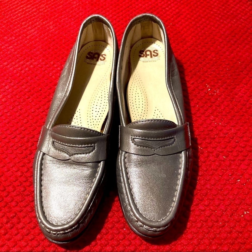 SAS Sz 7.5 Tripad Comfort  Flats Slip On Loafers